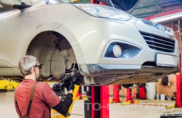 Замена амортизаторов и переднего рычага Хендай ix35  (подробные фото)