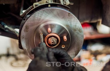 Замена тормозных колодок и дисков Хендай Солярис (подробные фото)